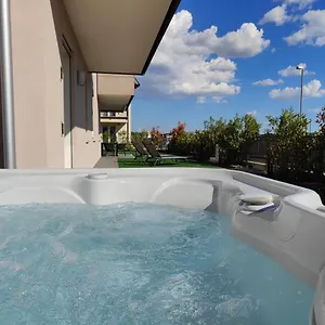  Apartment San Giorgio Design Con Jacuzzi Privata Italien